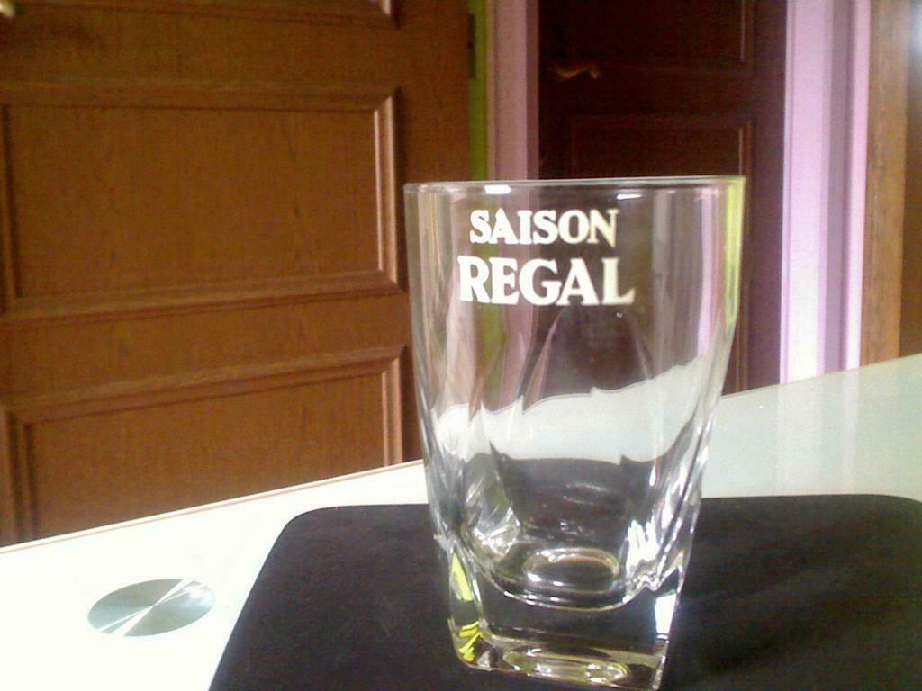 Très anciens verres Saison Regal, Enlèvement ou Envoi, Comme neuf, Verre ou Verres, Autres marques