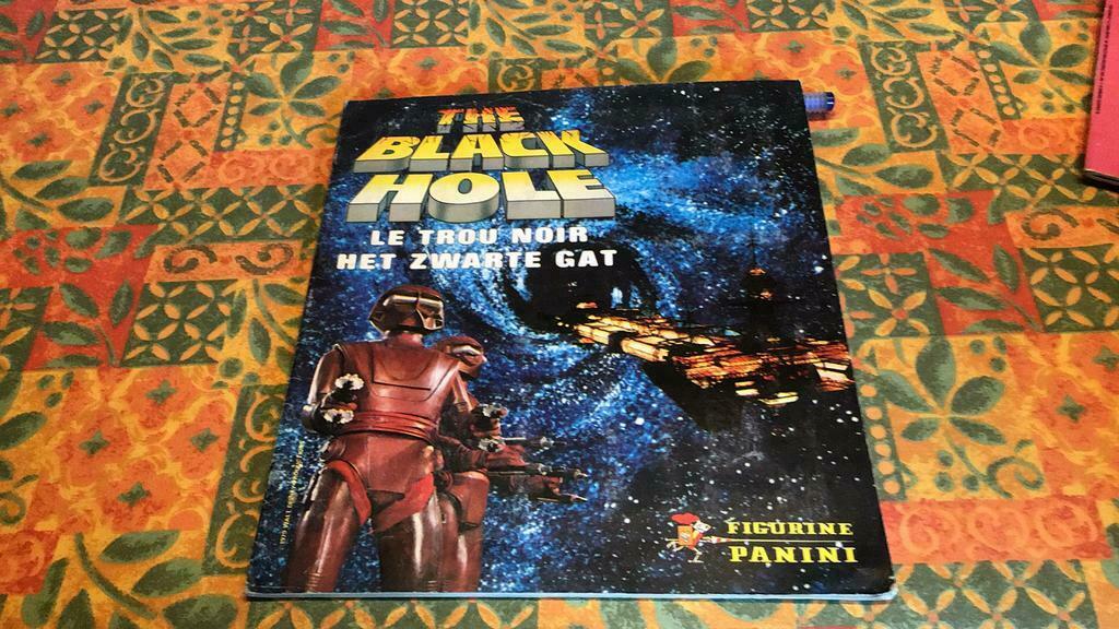 The black hole(s), Ophalen of Verzenden, Gelezen, Panini, Plaatjesalbum
