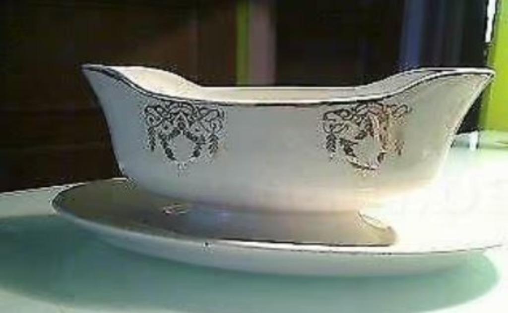 Ancienne saucière Nimy, Enlèvement ou Envoi