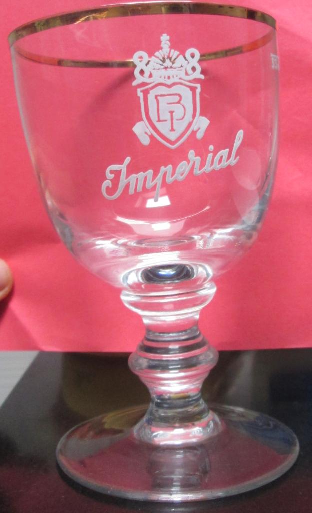 2 verschillende Imperial-glazen, Verzamelen, Ophalen of Verzenden, Gebruikt, Glas of Glazen, Overige merken