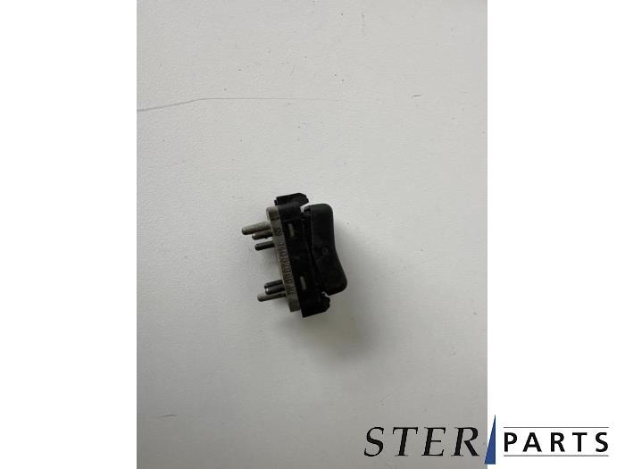 Commutateur chauffage siège d'un Mercedes S-Klasse, Autos : Pièces & Accessoires, Habitacle & Garnissage, Enlèvement ou Envoi