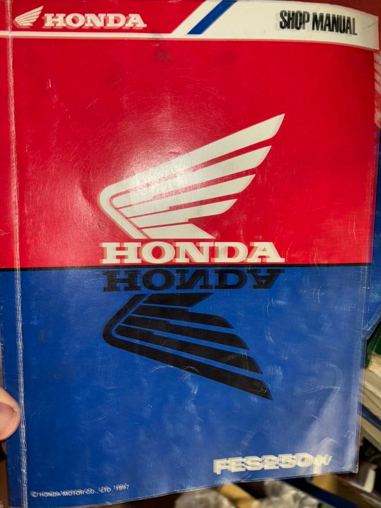 Werkplaatshandboek in ENGELS, Honda FES250 Foresight 1997-, Motoren, Ophalen of Verzenden, Honda