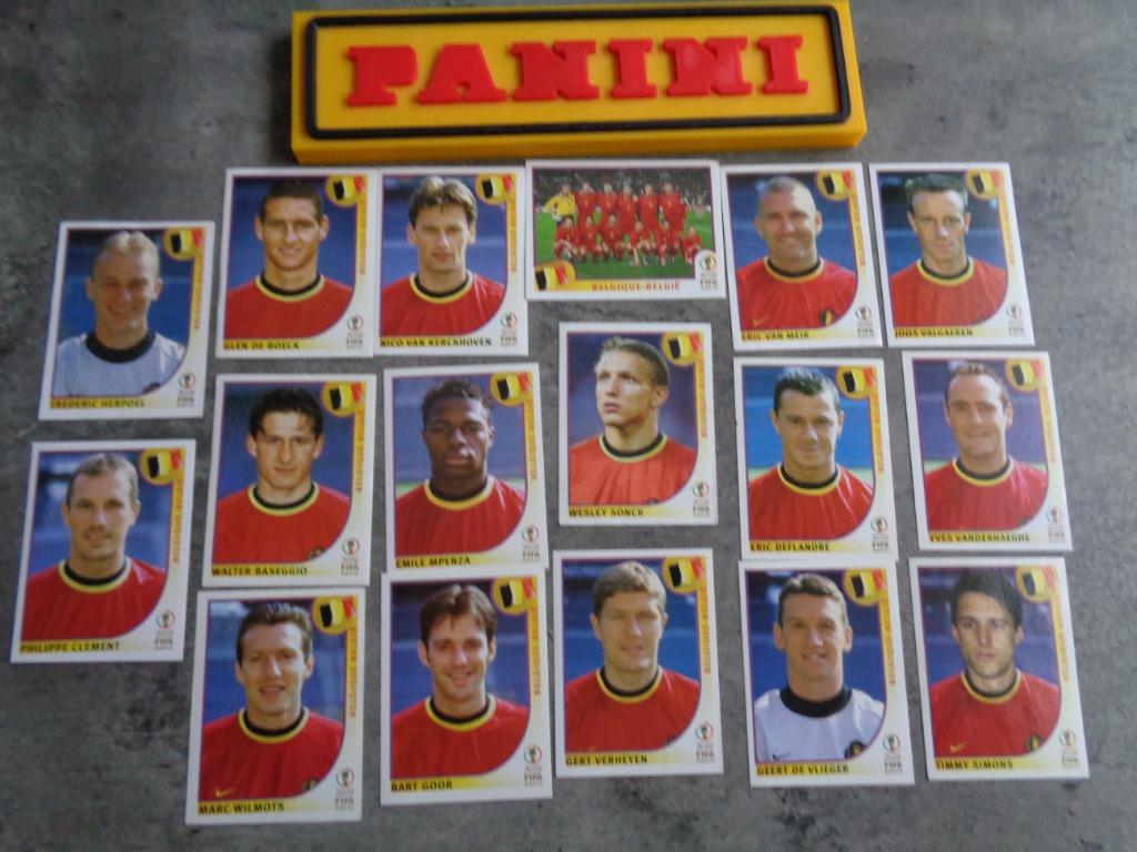 PANINI VOETBAL STICKERS WORLD CUP 2002 17X RODE DUIVELS, Verzenden, Nieuw