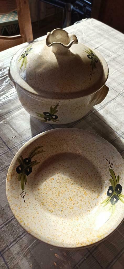 soupière et 6 assiettes, Antiquités & Art, Antiquités | Services (vaisselle) complet, Enlèvement ou Envoi