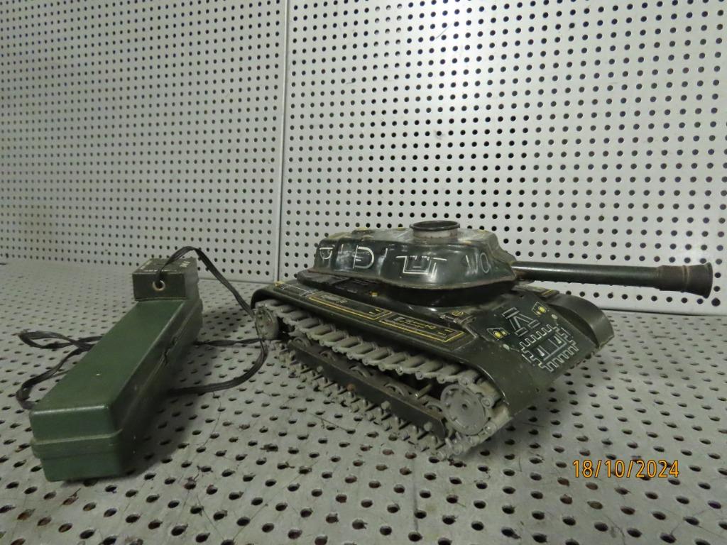 Jouet vintage - Tank M40 en étain, Japon, années 1960, Enlèvement ou Envoi, Autres types