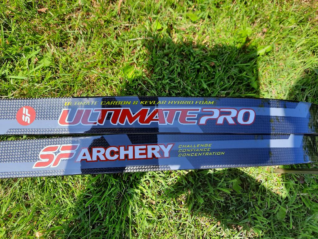 Latten recurveboog, Ophalen of Verzenden, Zo goed als nieuw, Recurveboog