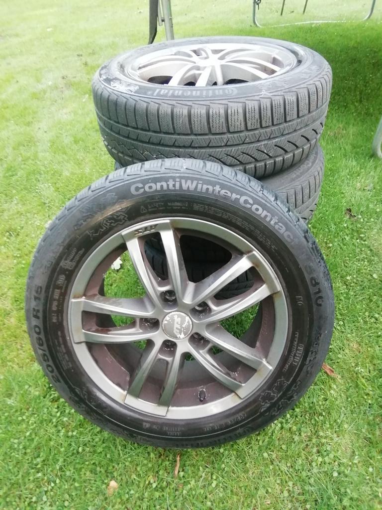 Winterbanden met velgen 205 /60/R16, Auto-onderdelen, Banden en Velgen, Ophalen, Winterbanden, Velg(en)