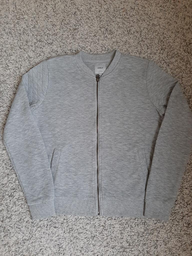 Grijze gilet met rits ONLY maat S, Ophalen of Verzenden, Zo goed als nieuw, Maat 36 (S)