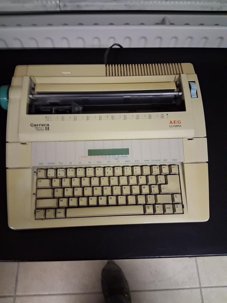Typmachine, Enlèvement