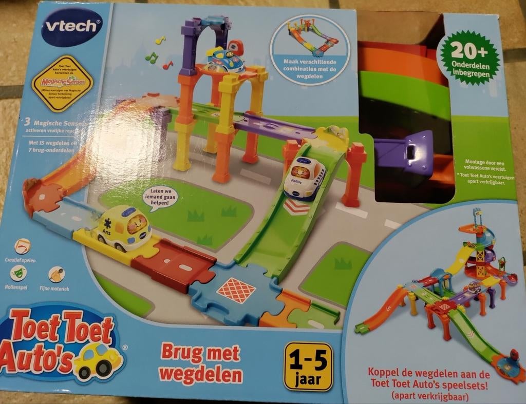 Toet toet auto's/Brug met wegdelen, Enlèvement, Comme neuf