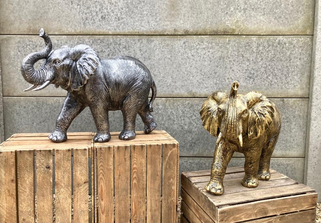 Beeld olifant old gold / oud silver H50 cm x L70 cm, Ophalen, Nieuw, Dier