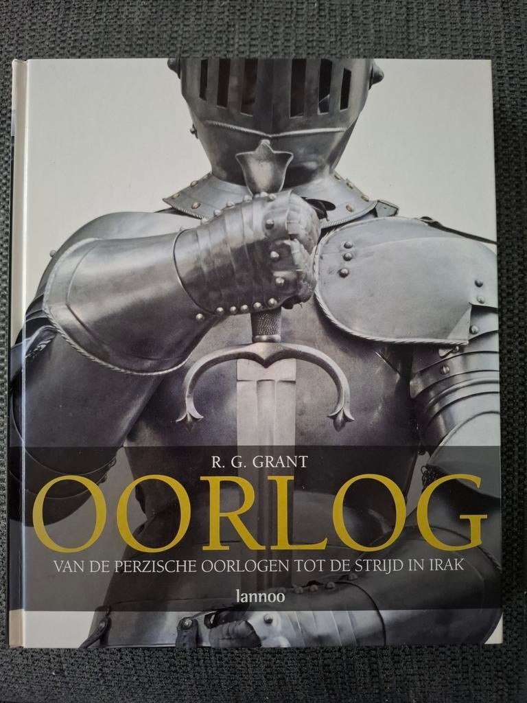 Oorlog (Lannoo, R.G. Grant), Boeken, Ophalen of Verzenden, Zo goed als nieuw