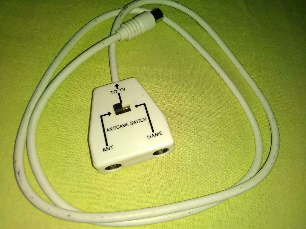 swich tv game ....., Audio, Tv en Foto, Audiokabels en Televisiekabels, Ophalen of Verzenden, Gebruikt, Minder dan 2 meter, Coaxiale kabel