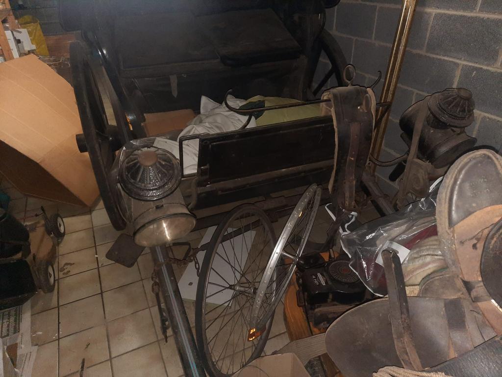 Calèche, Utilisé, Autres types, Cheval, Fermé(e)