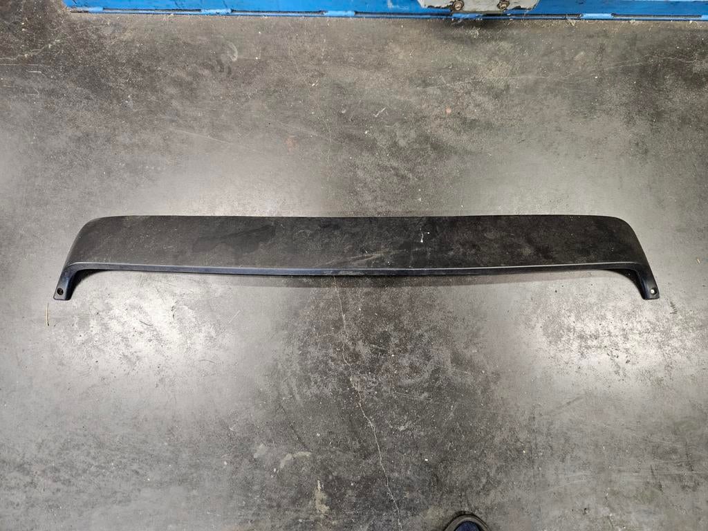 Spoiler voor achterklep ford fiesta mk3, Ophalen