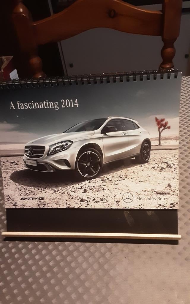 Mercedes-Benz calender, Livres, Autos | Brochures & Magazines, Enlèvement ou Envoi, Mercedes