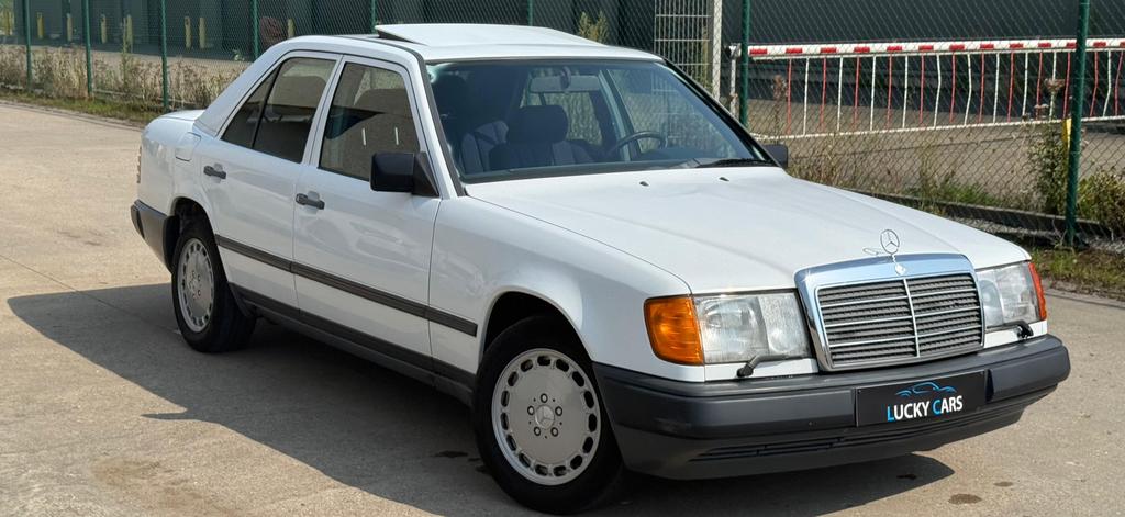 Mercedes 124 e260, Auto's, Mercedes-Benz, Automaat, Bedrijf, ABS, Te koop