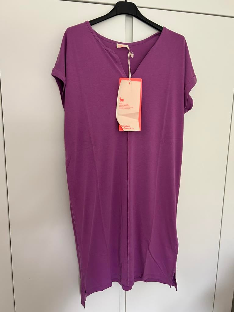 Absolut Cashmere - Paarse jurk. Maat S. Nieuw, Kleding | Dames, Absolute cashmere, Paars, Nieuw, Ophalen of Verzenden