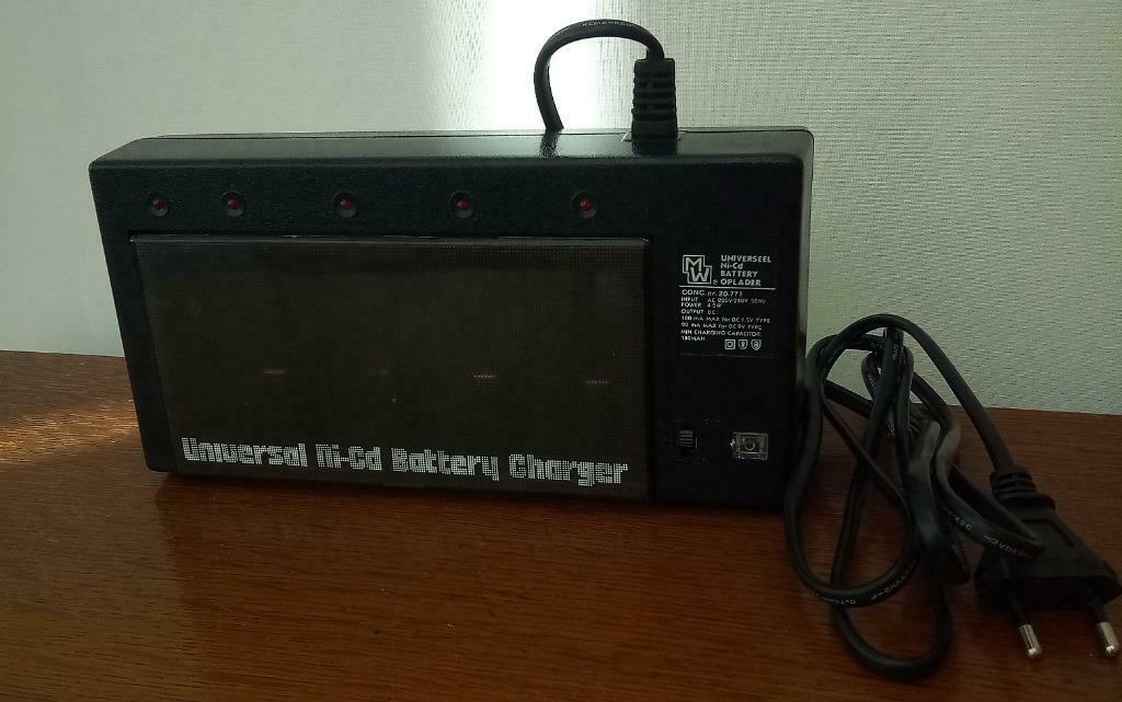 Batterijlader, Elektronische apparatuur, Ophalen of Verzenden, Zo goed als nieuw