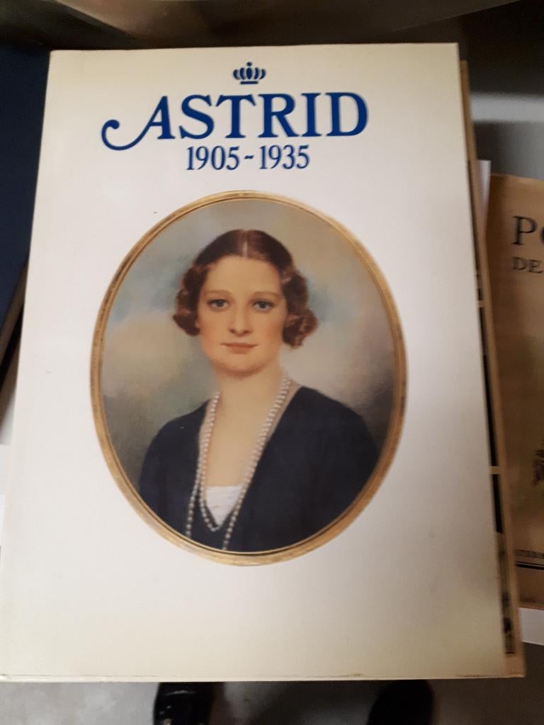 Astrid, Livres, Enlèvement ou Envoi