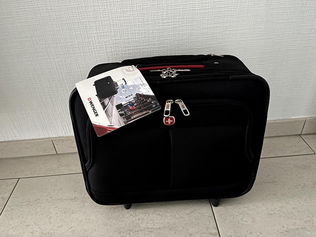 Étui à bagage à main Wenger, Enlèvement ou Envoi, Neuf, Roulettes