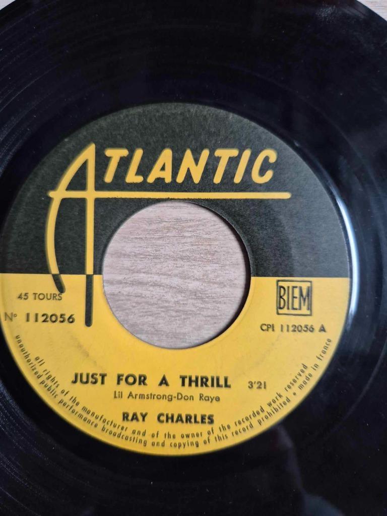 Singel Ray Charles, Enlèvement ou Envoi