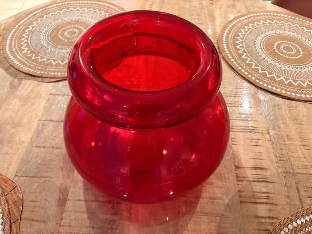 Ronde rode vaas, Huis en Inrichting, Woonaccessoires | Vazen, Ophalen, Minder dan 50 cm, Rood, Glas