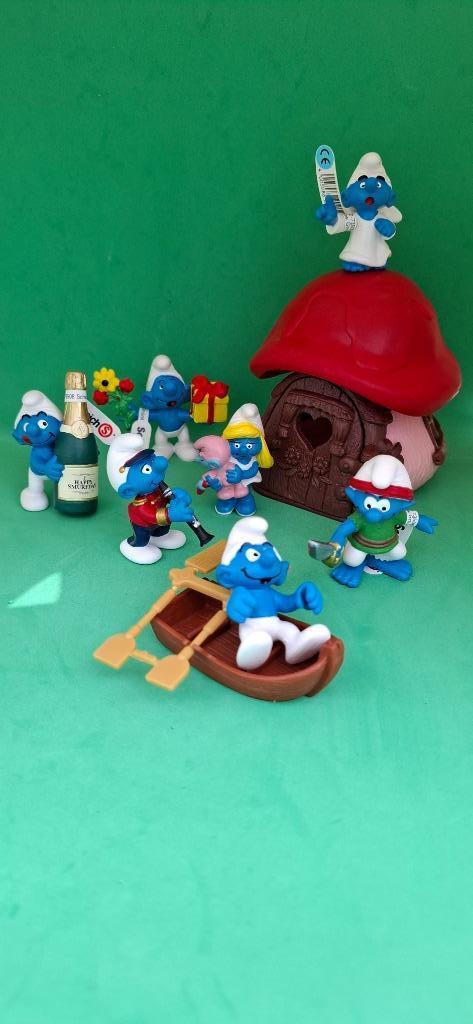 Smurfen dorp met roze huisje schleich lot schtroumpf, Verzamelen, Smurfen, Ophalen of Verzenden, Nieuw, Verschillende Smurfen