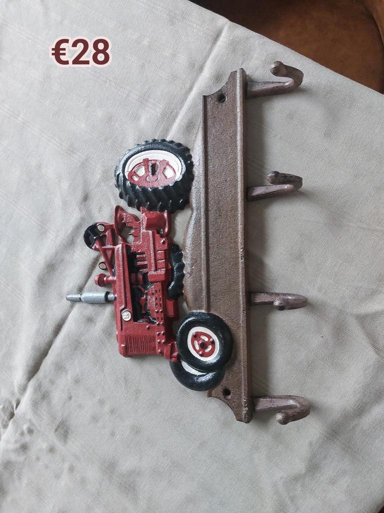 Kapstok tractor, Wandkapstok, Ophalen of Verzenden, Zo goed als nieuw, Minder dan 100 cm