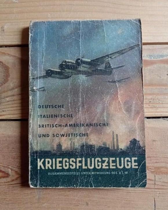 wo2 Kriegsflugzeuge boek 1942, Verzamelen, Militaria | Tweede Wereldoorlog, Ophalen of Verzenden