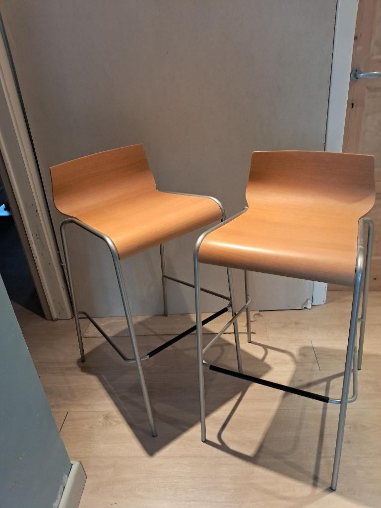 barkruk, Huis en Inrichting, Barkrukken, Ophalen, Met voetsteun, 60 tot 90 cm, Zo goed als nieuw