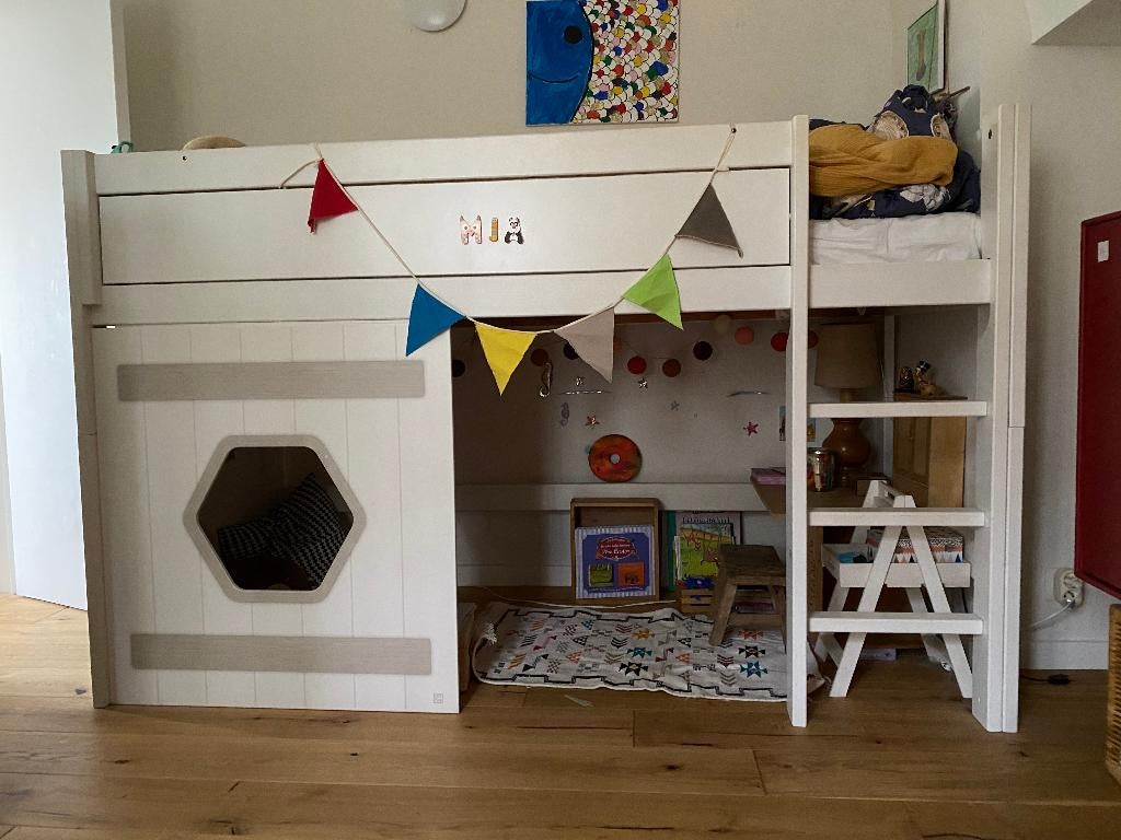 Halfhoog bed/cabinebed - merk LifeTime, Ophalen, Gebruikt, Eenpersoons, Wit