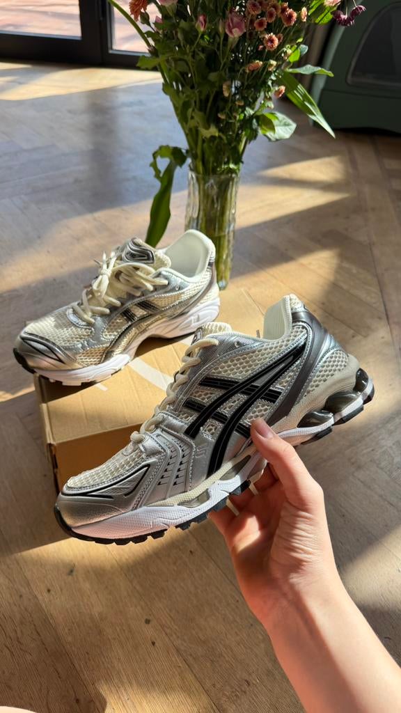 Asics gel kayano 14, Vêtements | Hommes, Chaussures, Enlèvement ou Envoi, Comme neuf, Chaussures de sport, Noir