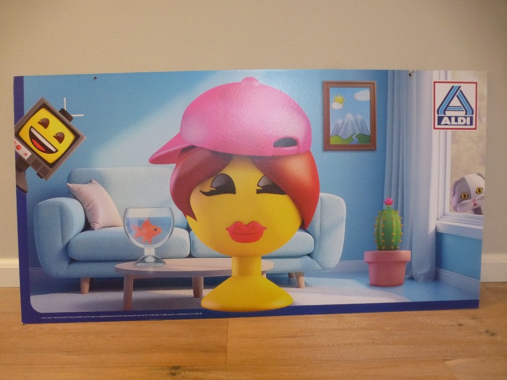 Image EMOJI ALDI 113 SALON sur 59 cm, Aldi, Enlèvement