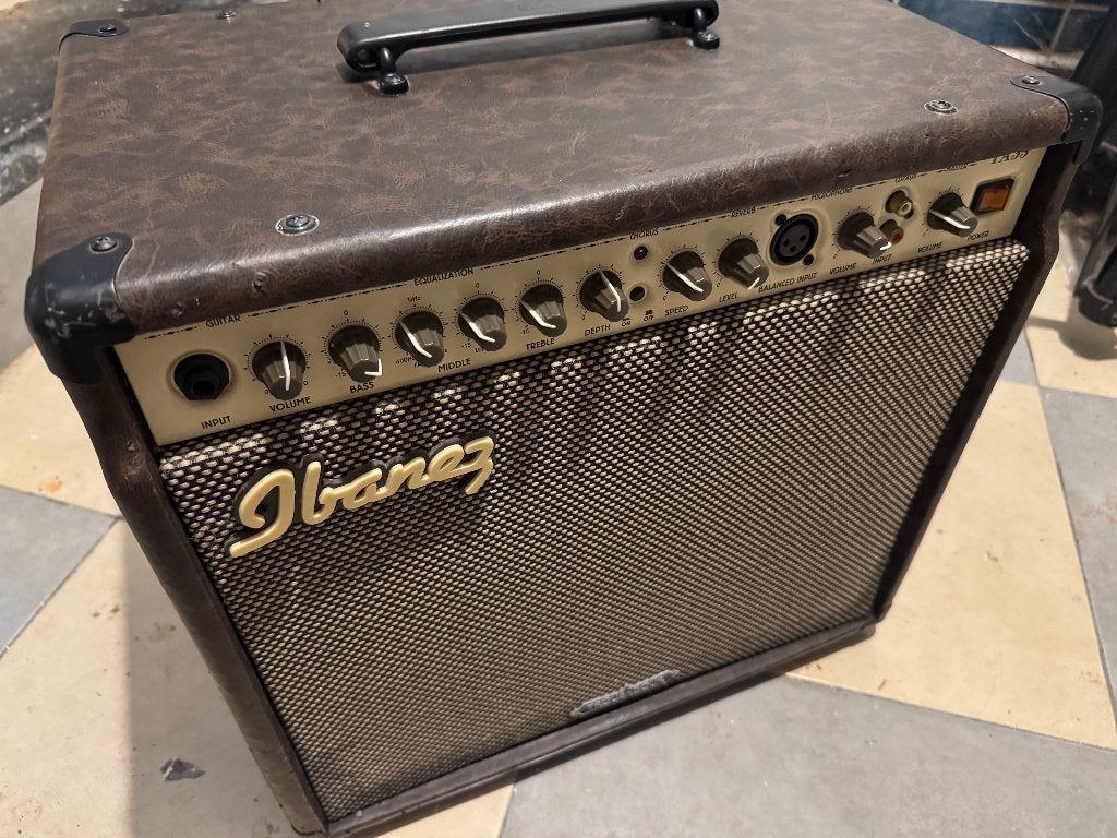 Ibanez TA35 / T35, Musique & Instruments, Enlèvement, Utilisé, Ibanez, Avec ampli