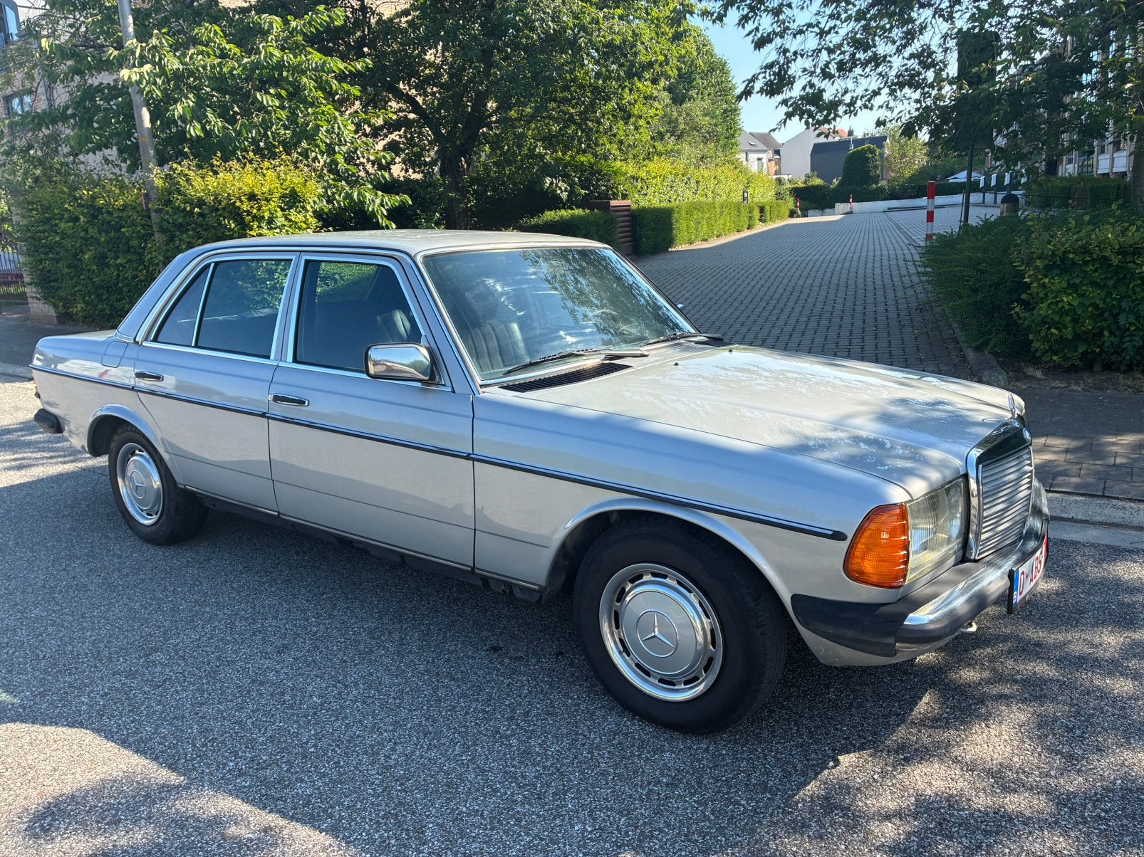 Mercedes 200 diesel 1983, foto 12