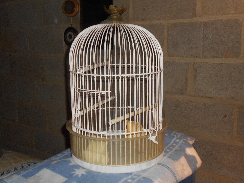 belle cage oiseaux de 1970 etat impecc a 50 euros, Ophalen