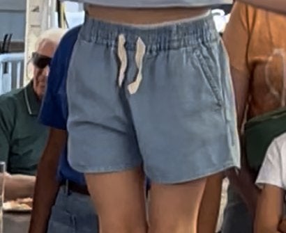 Short en jean, tissu souple de la marque Zara taille 134, Enfants & Bébés, Vêtements enfant | Taille 134, Pantalon, Enlèvement ou Envoi