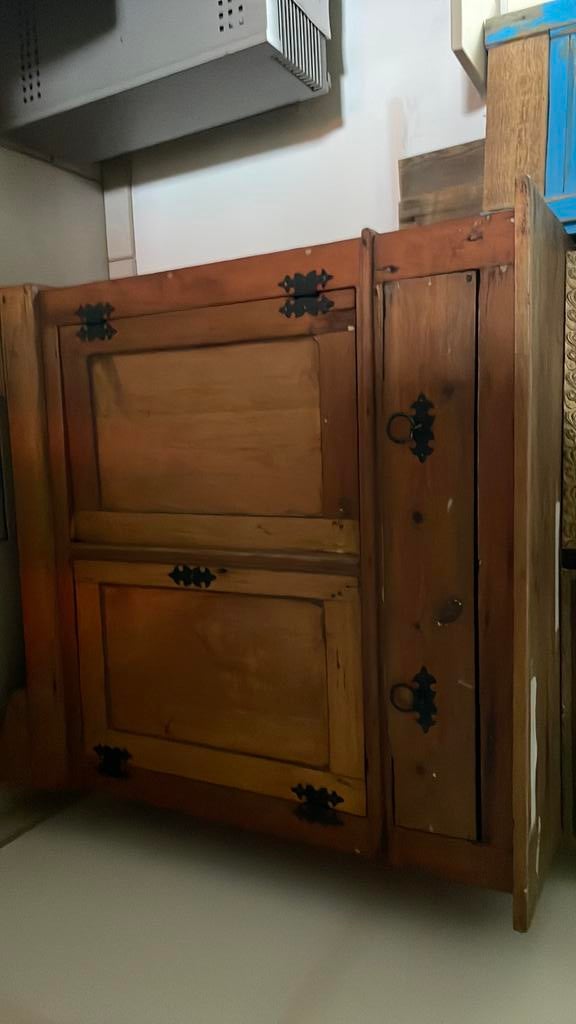 Buffet ancien en bois, Enlèvement