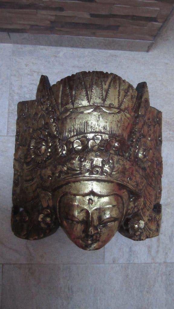 GRAND MASQUE EN BOIS INDONESIEN PIECE UNIQUE 50 X 55 CM, Antiek en Kunst, Kunst | Beelden en Houtsnijwerken, Ophalen, Azië, Hout