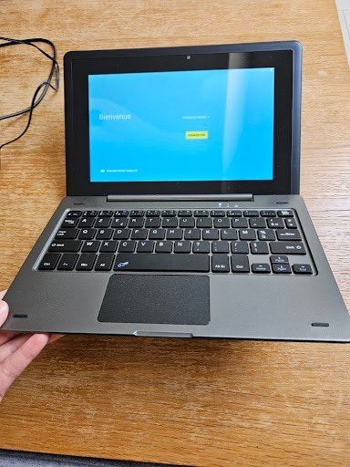 Tablette tactile 2-en-1 Kliver KL4888, Informatique & Logiciels, Enlèvement ou Envoi, Comme neuf