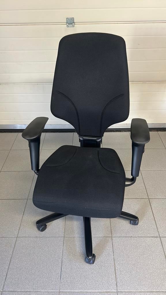 Bureaustoel Giroflex 64-7778-3578, Ophalen, Zwart, Zo goed als nieuw, Bureaustoel