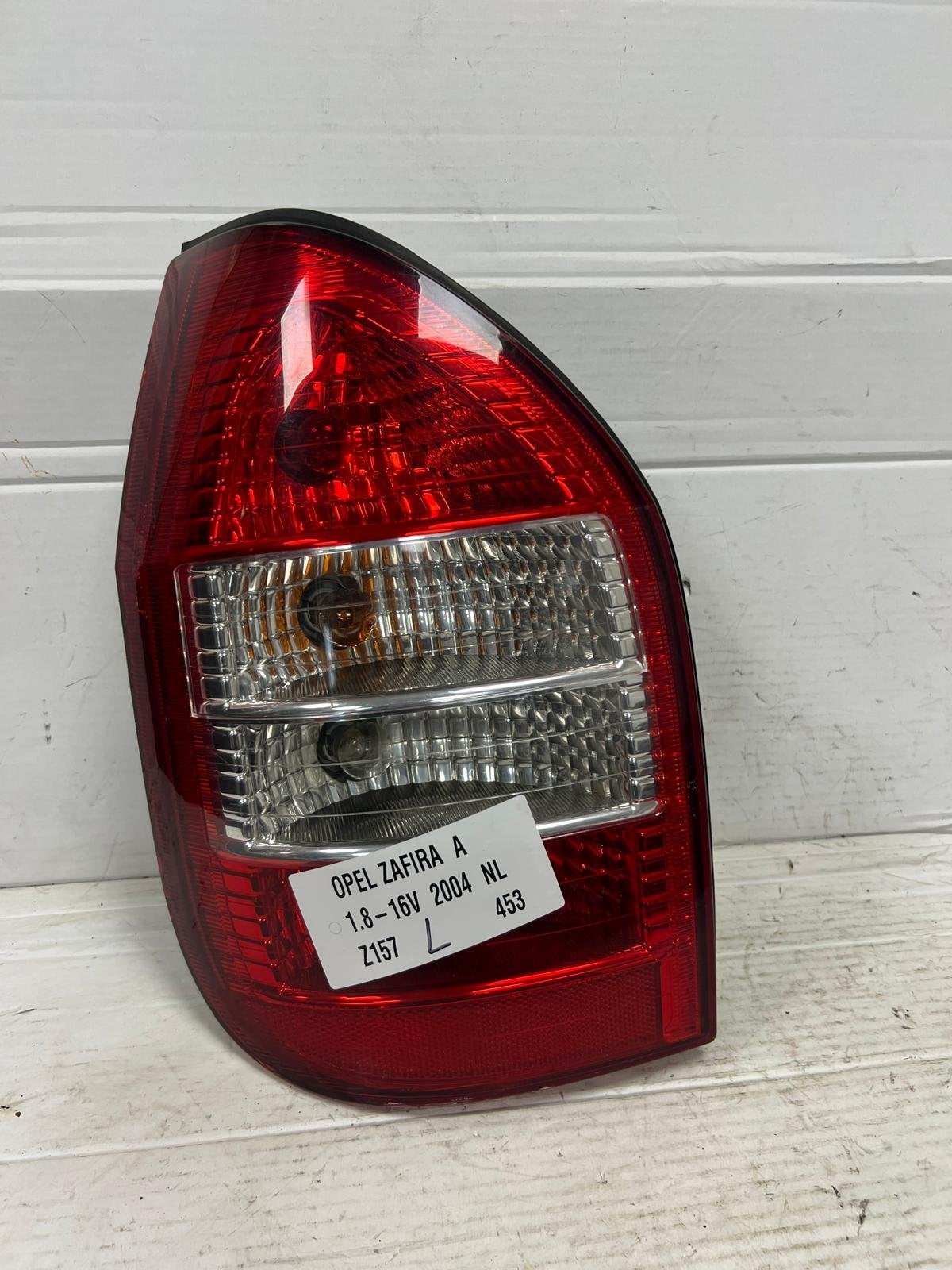 Feu arri re gauche Opel Zafira A 1999-2005, Opel Automobile GmbH, Opel, Bahnhofsplatz 1
65423  Russelsheim am Main, DE, Kontakt@opel-infoservice.de