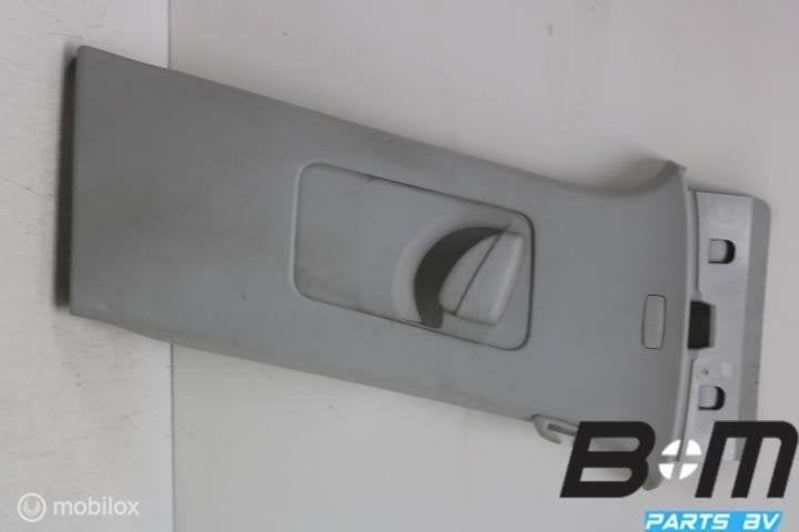 B- stijl bekleding rechts VW Tiguan 5N 5N0867244B, Gebruikt