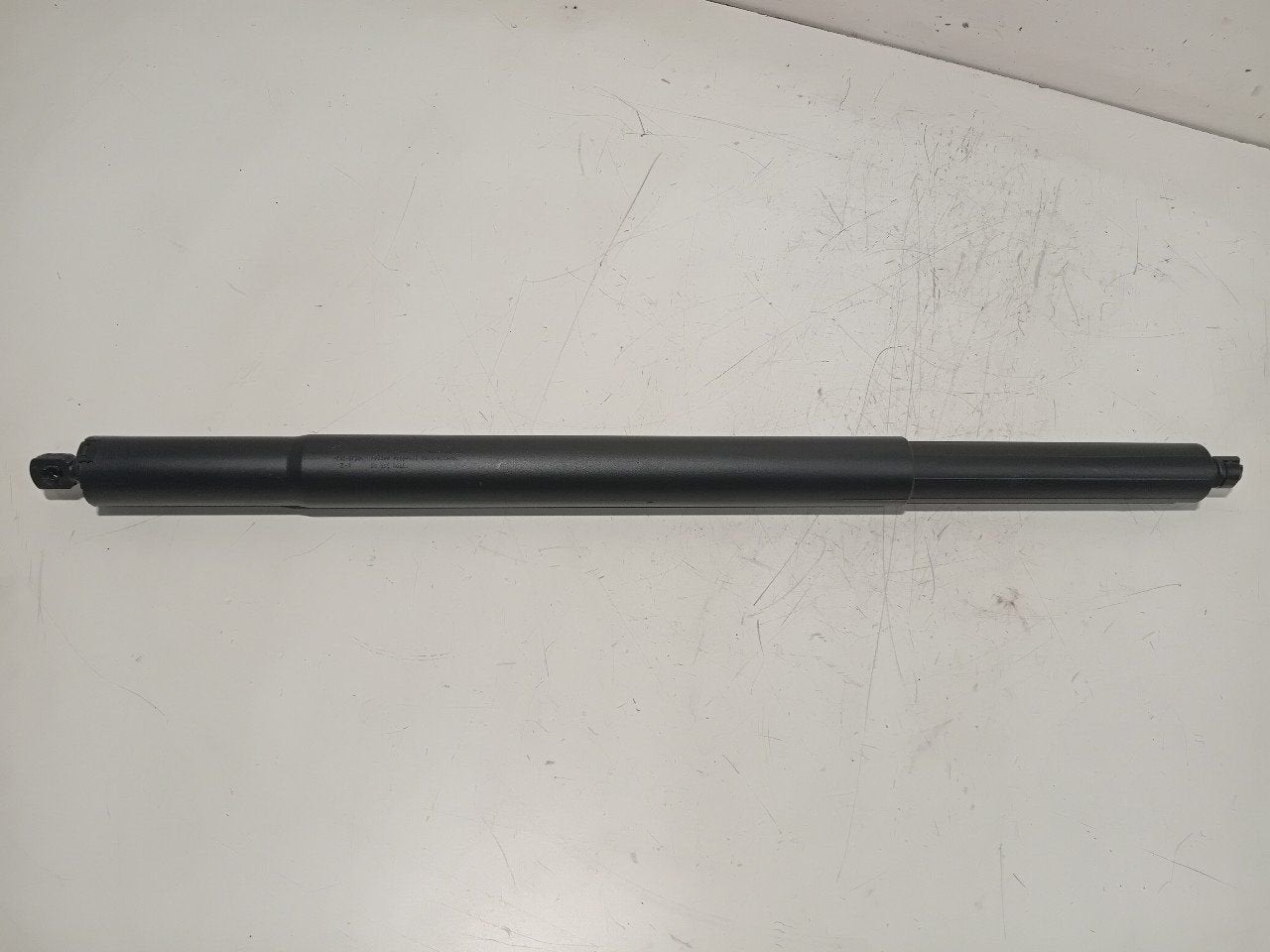 Gasdrukveer links achter BMW 2 serie, Onderdelen@venauto.nl, Van der Ven Autorecycling B.V., Gebruikt, Ettenseweg 76, 4706 PB Roosendaal, The Netherlands