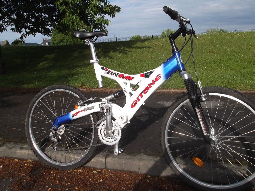 vtt à suspensions, VTT tout suspendu, Enlèvement