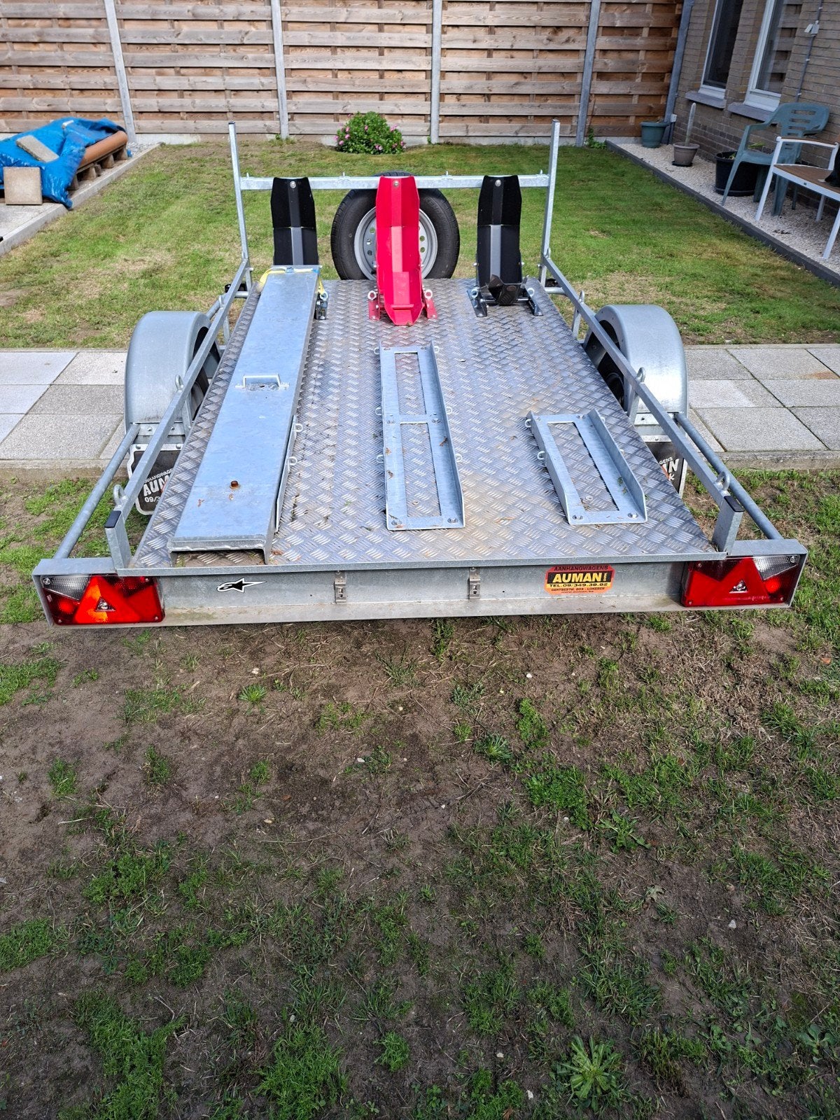 aanhanger motor, Ophalen of Verzenden, Zo goed als nieuw