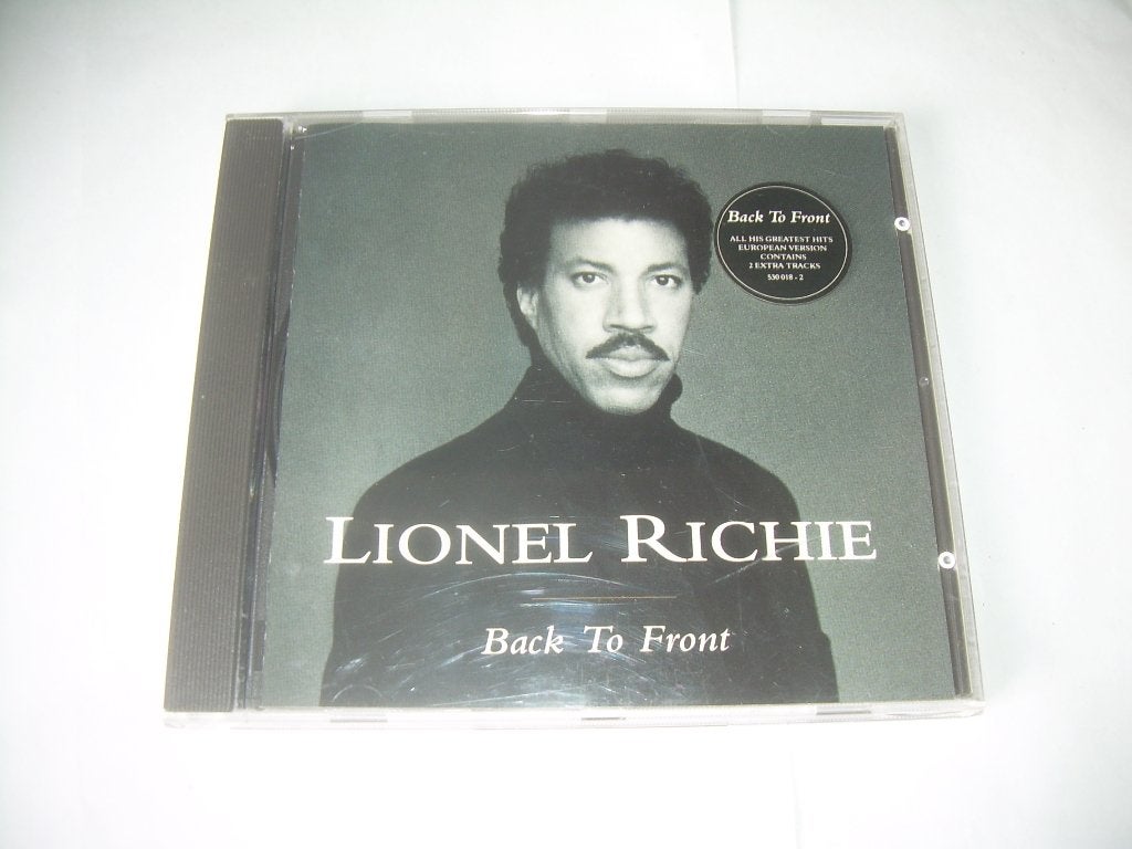 CD - LIONEL RICHIE - DE L'ARRIÈRE AU DÉBUT - LES PLUS GRANDS, CD & DVD, CD | Pop, Enlèvement ou Envoi, 1980 - 1989, Comme neuf