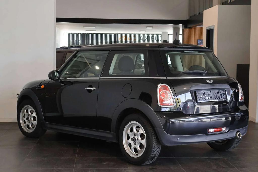 MINI One D Mini 1.6 D One Airco CruiseC Garantie*, Autos, Mini, Euro 5, Achat, 90 ch, https://public.car-pass.be/vhr/1e5a291b-27be-42e2-86ef-3761ae219ffe