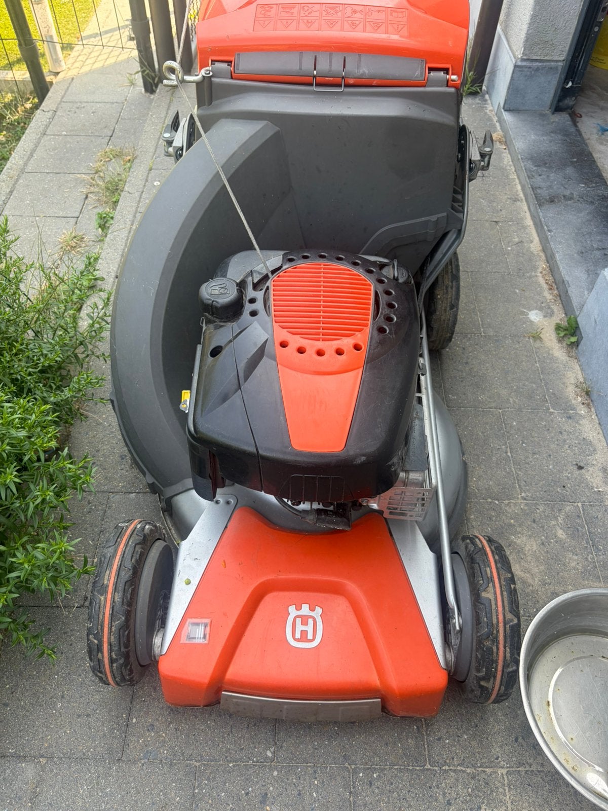 Husqvarna, Tuin en Terras, Ophalen, Zo goed als nieuw
